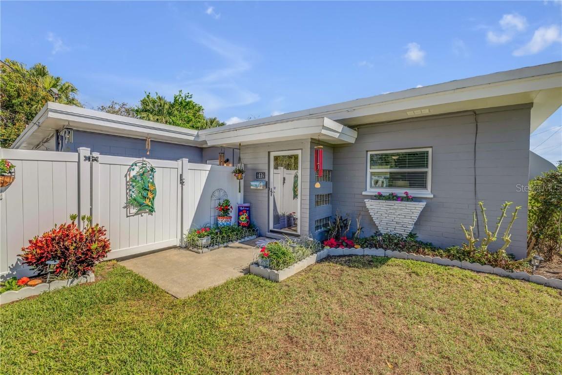 312 Jefferson Ave., Port Orange, FL 32127