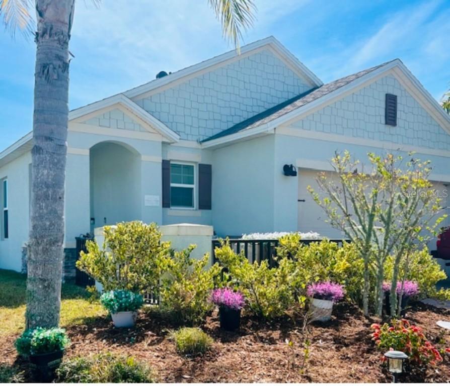 181 Caryota Ct., New Smyrna Beach, FL 32168