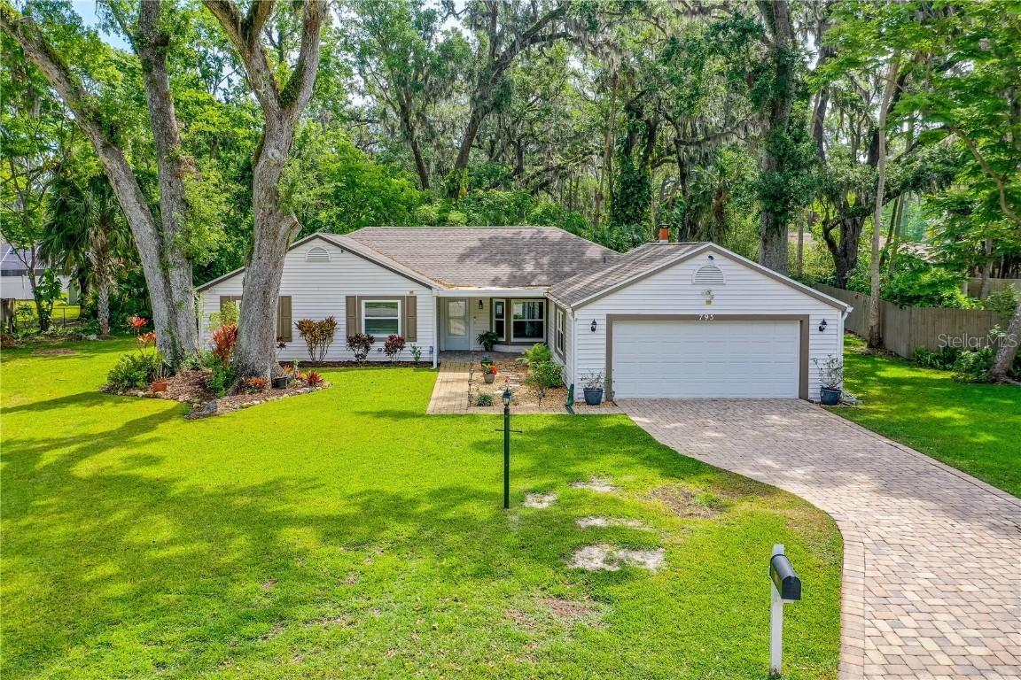 795 Sugar Cane Ln., Port Orange, FL 32129