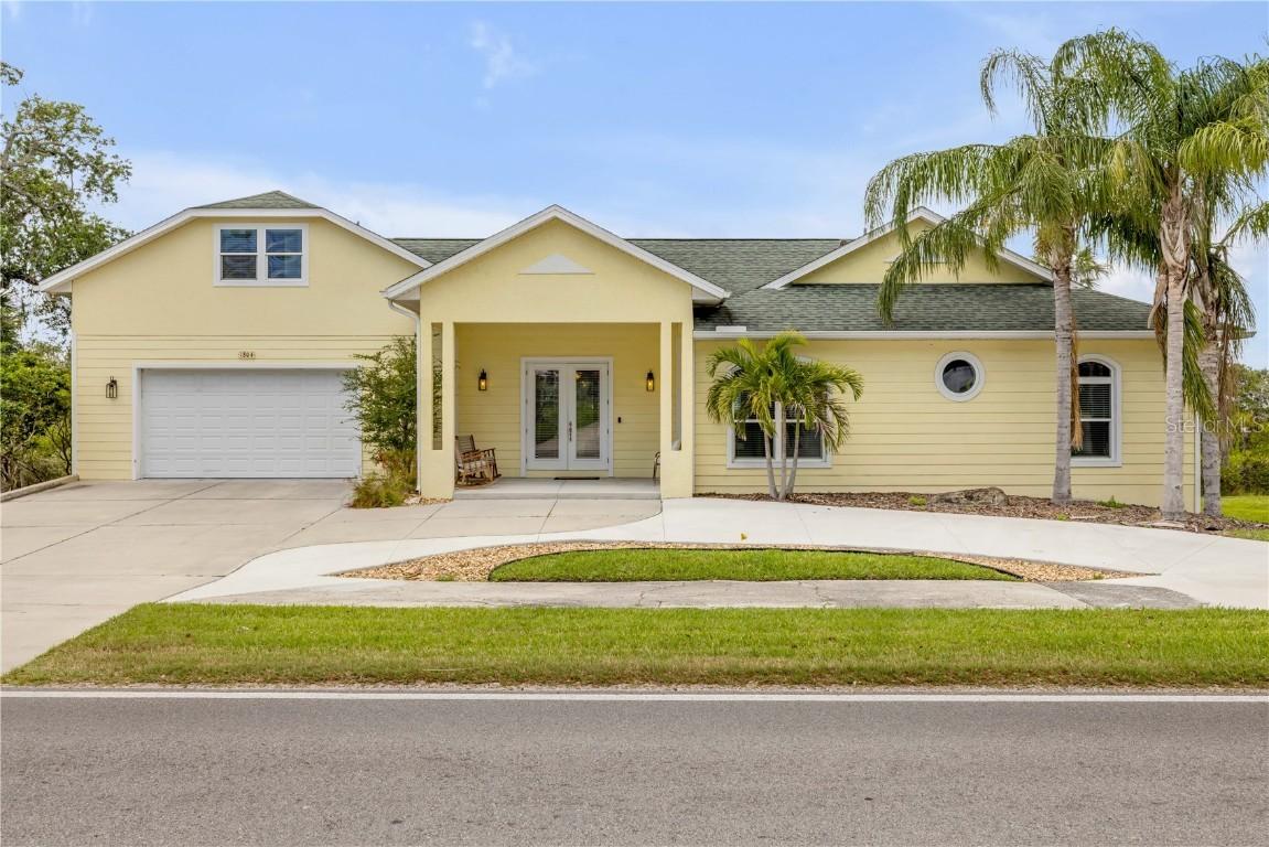 1804 Saxon Dr., New Smyrna Beach, FL 32169