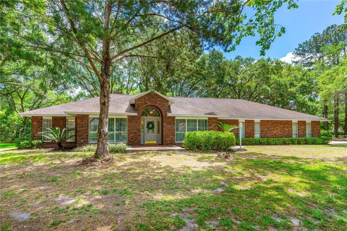 32030 Dewberry Ln., Sorrento, FL 32776