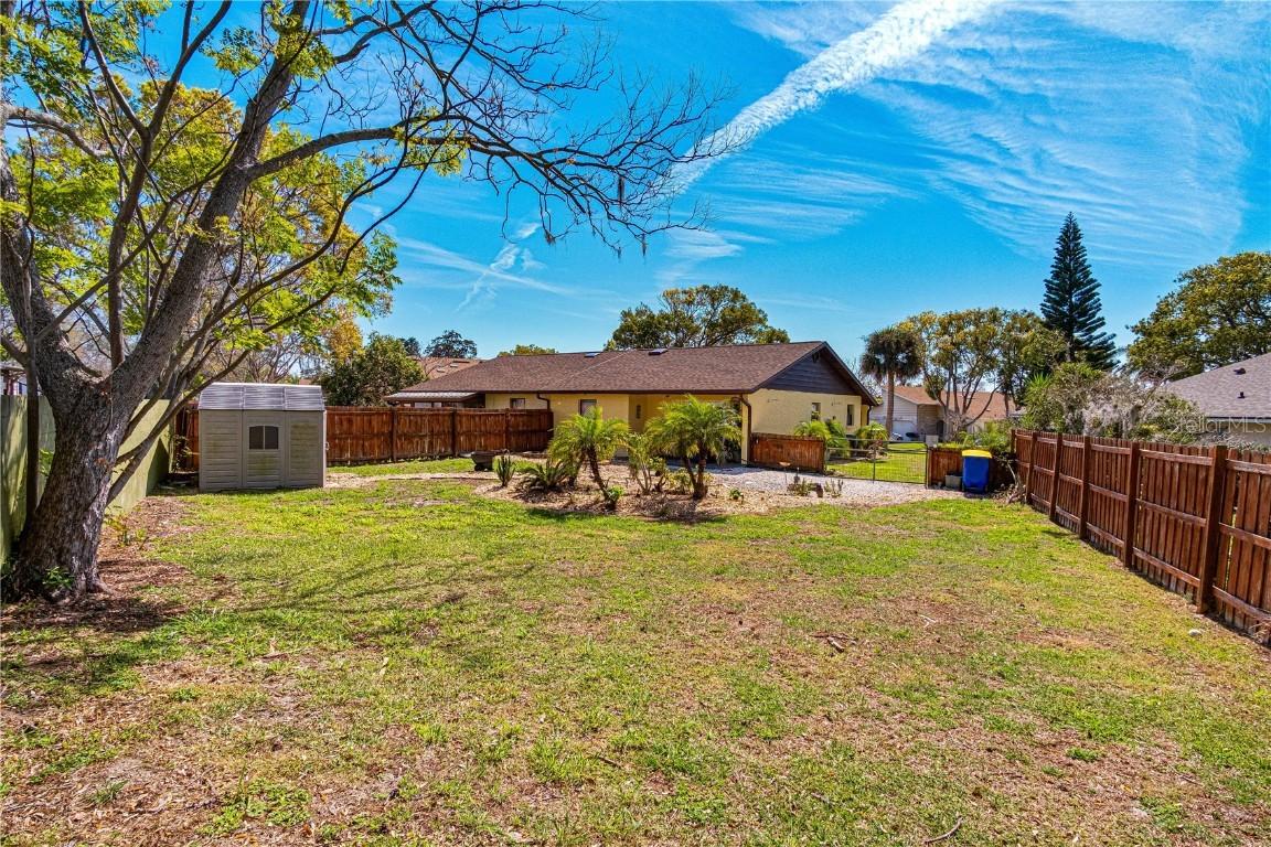 109 Shangri La Cir., Edgewater, FL 32132