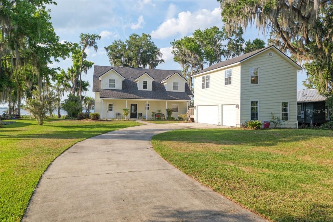 2499 SE 30th St., Melrose, FL 32666