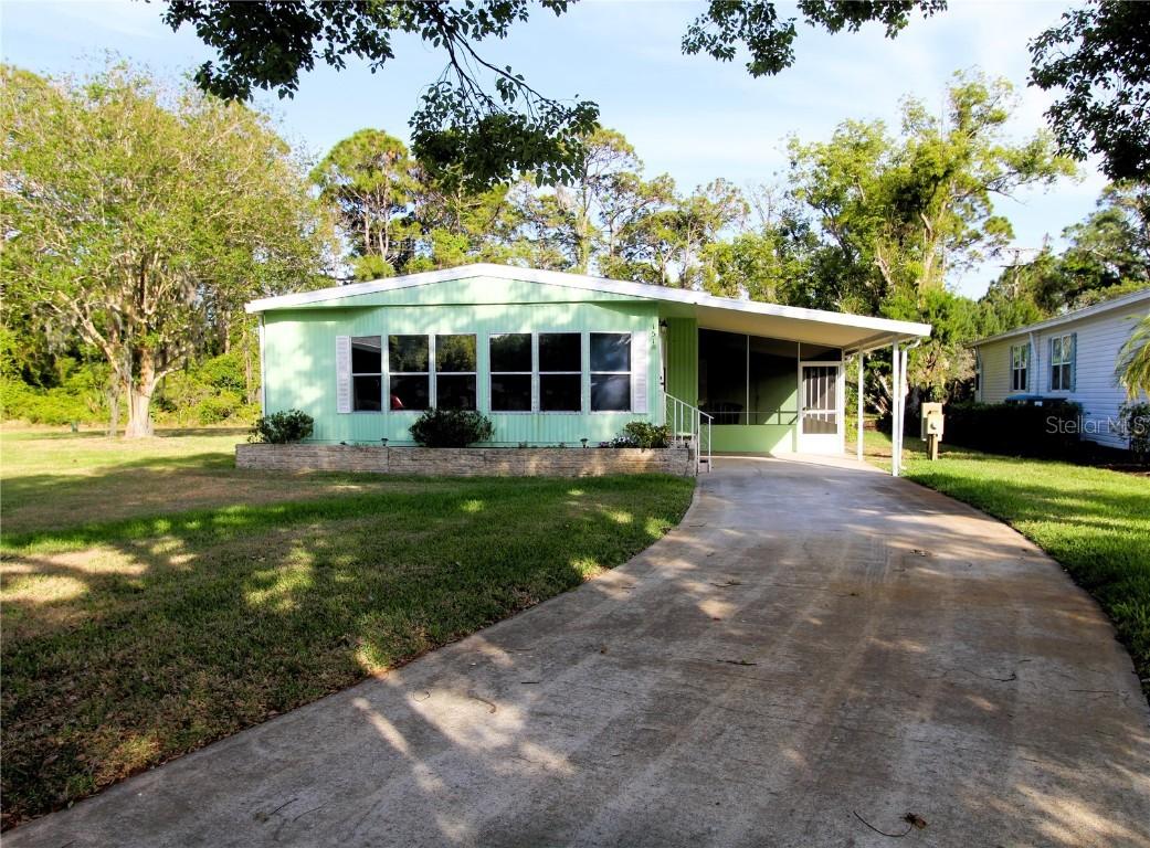 151 Apache Ct., Oak Hill, FL 32759