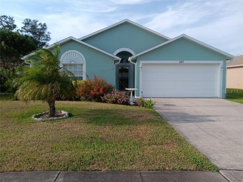 227 Two Oaks Dr., Edgewater, FL 32141