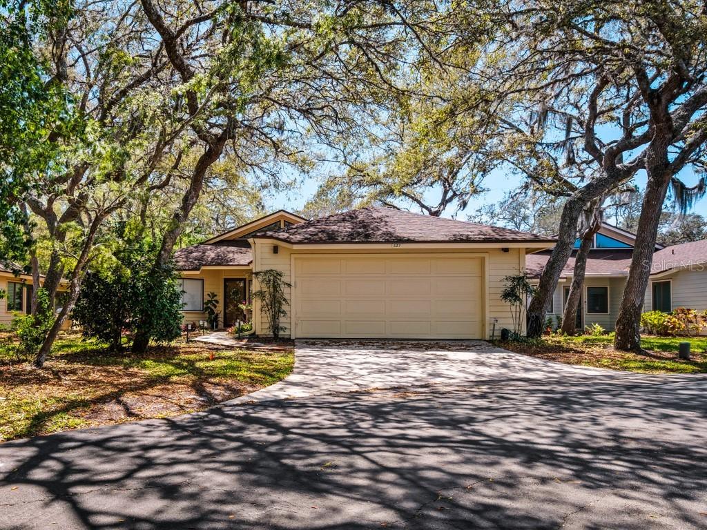 627 Saint Andrews Cir., New Smyrna Beach, FL 32168