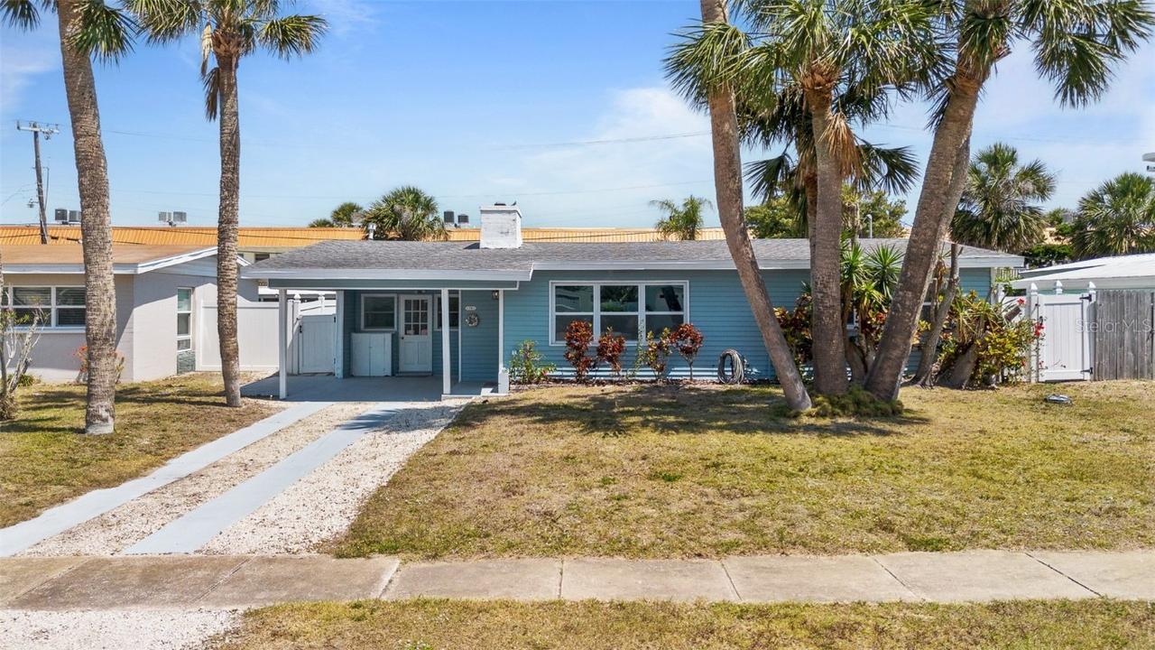 13 Essex Dr., Ormond Beach, FL 32176