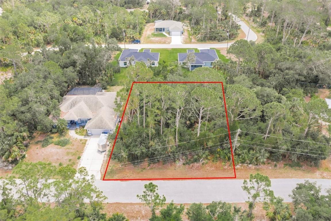 Van Eck Rd., North Port, FL 34291