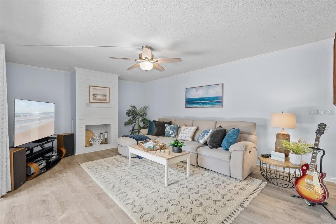 3808 Saxon Dr., New Smyrna Beach, FL 32169