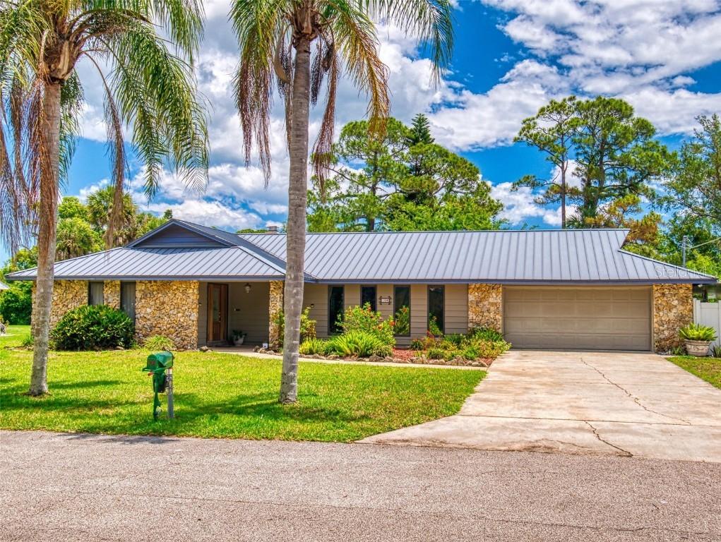 108 Dee St., New Smyrna Beach, FL 32168