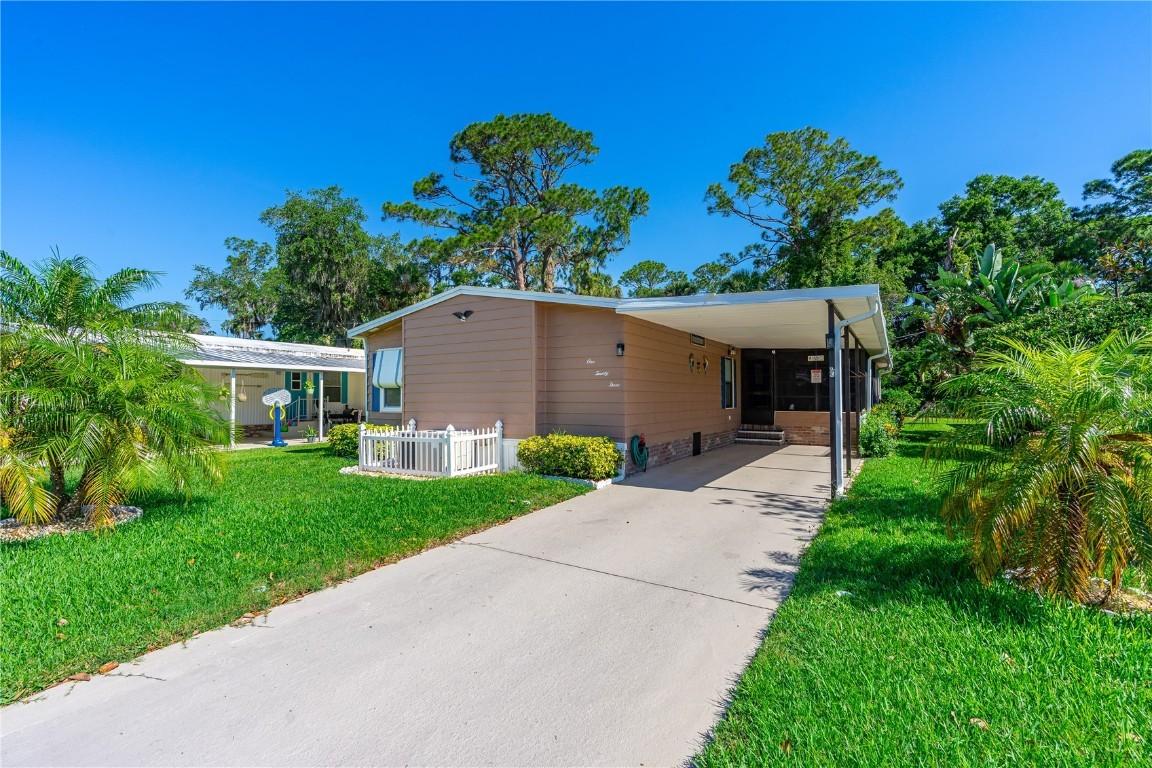 123 Indian River Dr., Edgewater, FL 32141