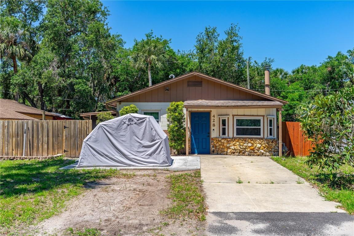 428 Perdita St., Edgewater, FL 32132