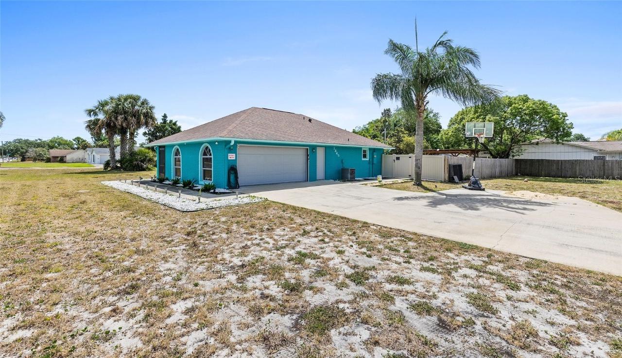 1845 Willow Oak Dr., Edgewater, FL 32141