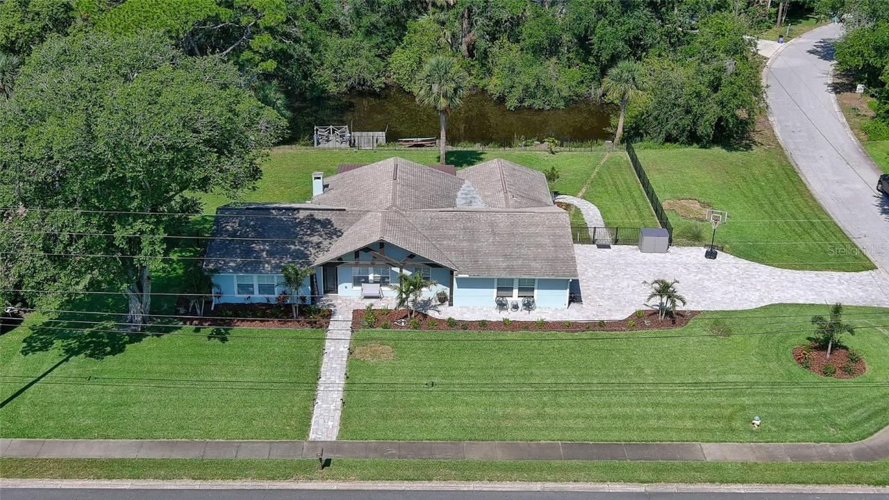 798 Fairway Dr., New Smyrna Beach, FL 32168