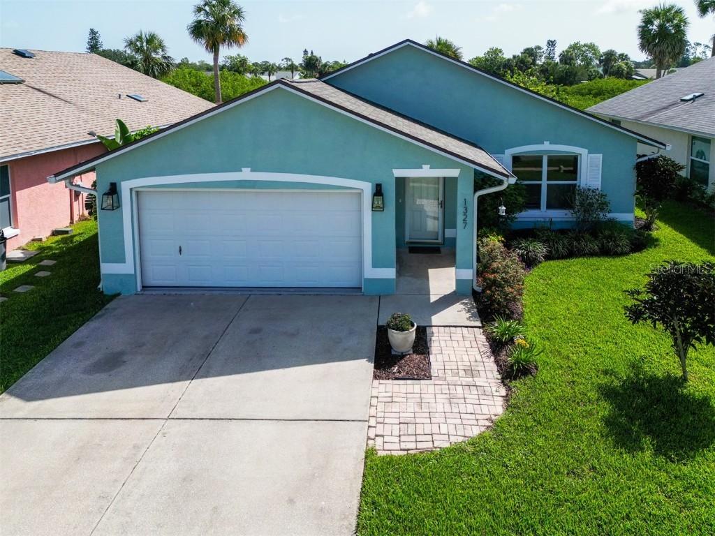 1327 Wayne Ave., New Smyrna Beach, FL 32168