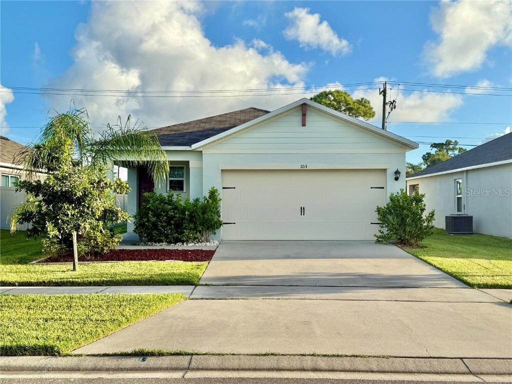 103 Old Mill Pond Rd., Edgewater, FL 32141