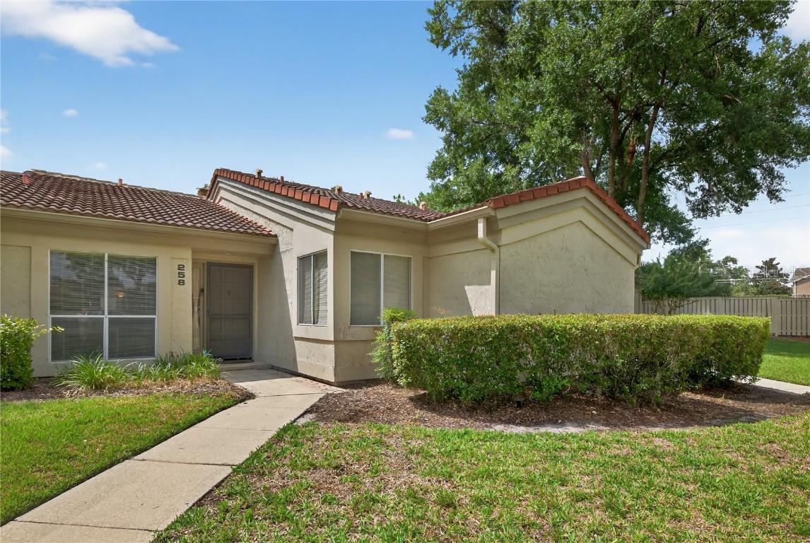 258 W Sabal Palm Pl. #22, Longwood, FL 32779