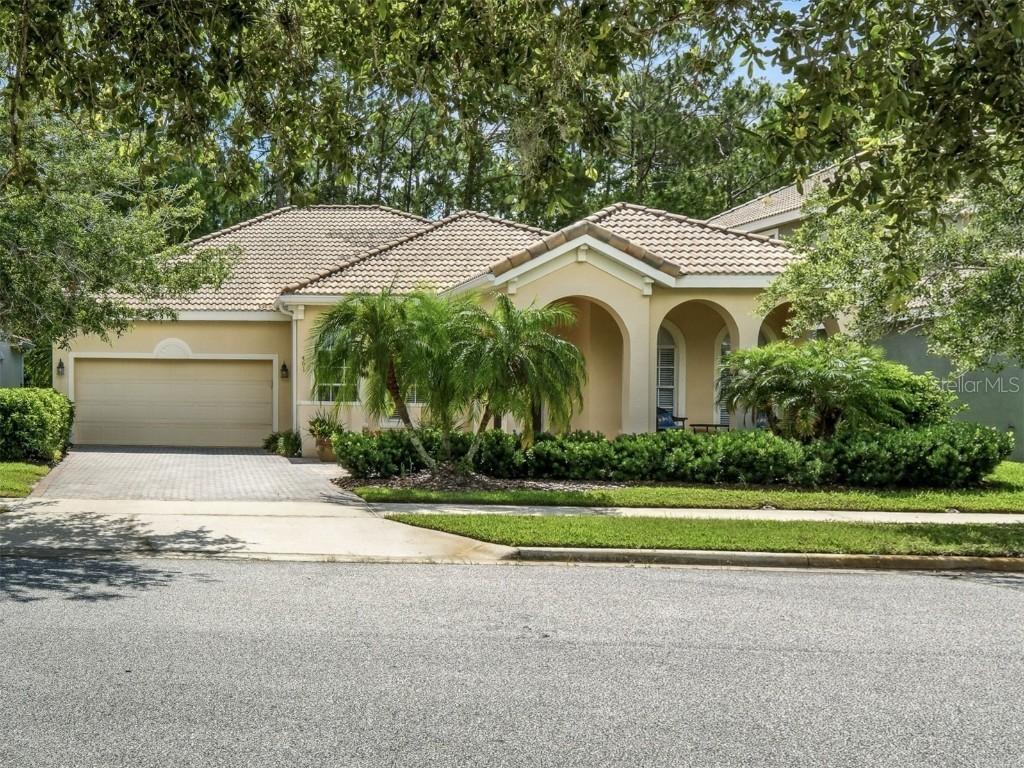 461 Luna Bella Ln., New Smyrna Beach, FL 32168