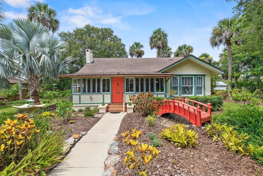807 Craig St., New Smyrna Beach, FL 32168