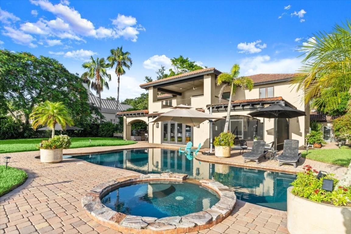 206 Canova Dr., New Smyrna Beach, FL 32169