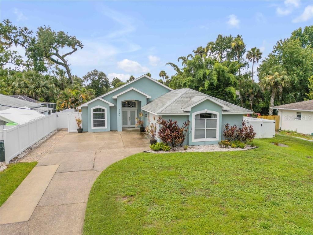 2243 Davis Dr., New Smyrna Beach, FL 32168
