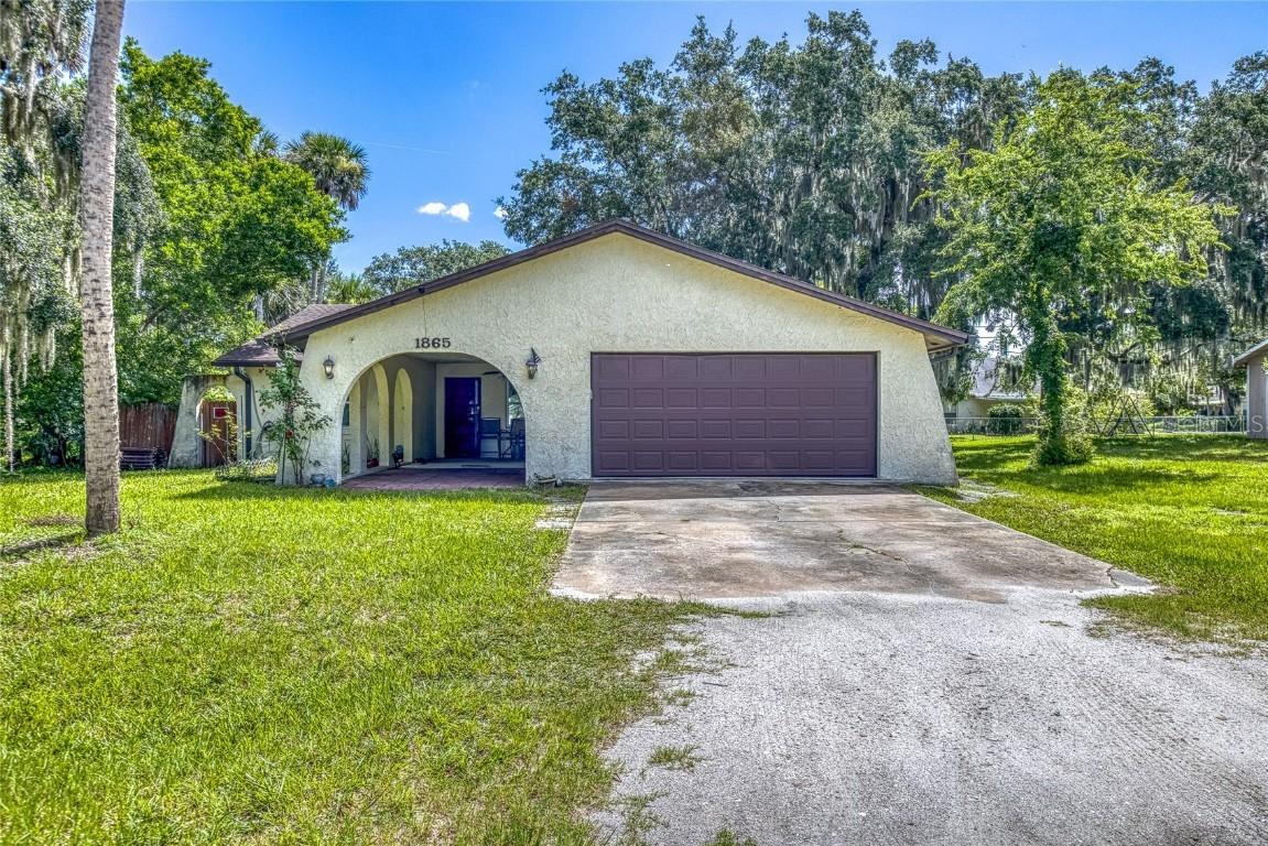 1865 Orange Tree Dr., Edgewater, FL 32141