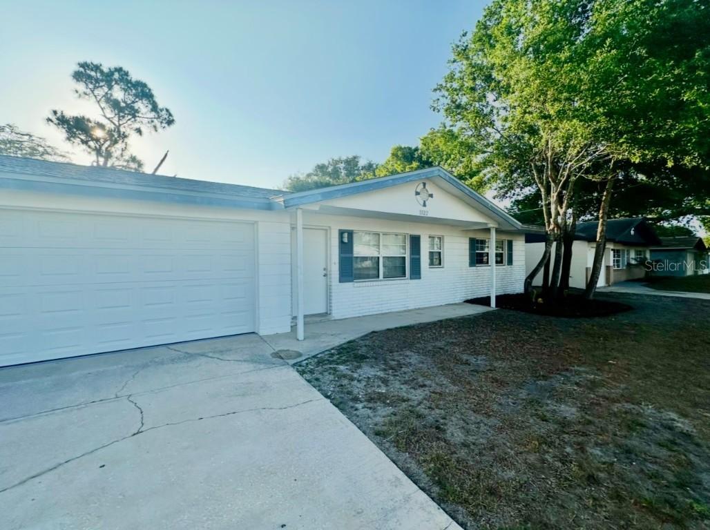 1022 4th St., Port Orange, FL 32129