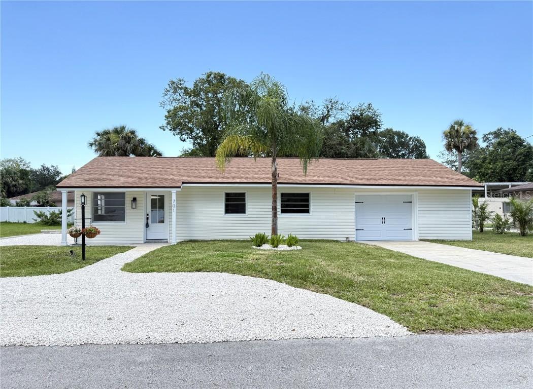 701 West St., New Smyrna Beach, FL 32168