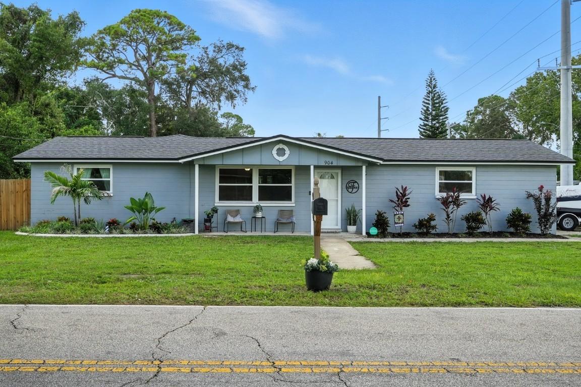 904 Charles St., Port Orange, FL 32129
