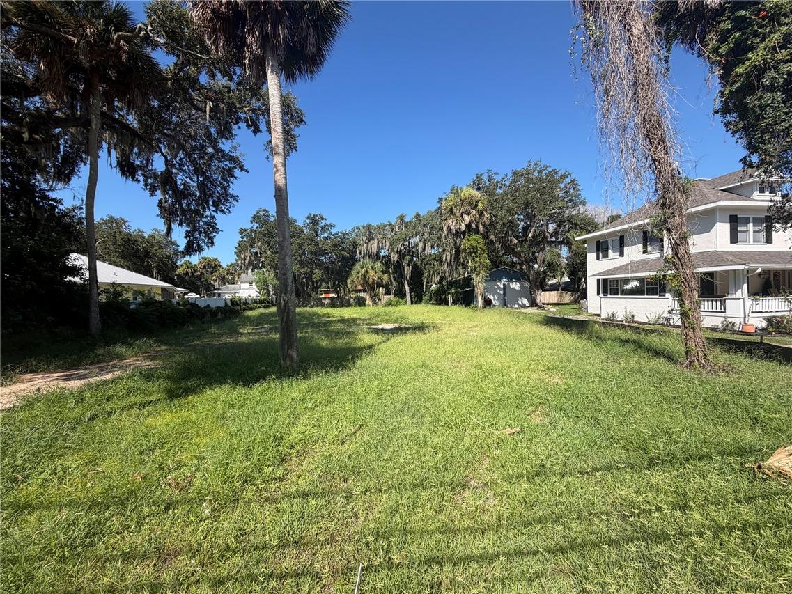 1116 Magnolia St., New Smyrna Beach, FL 32168