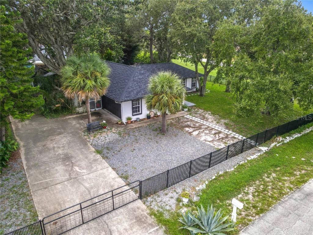 2304 Date Palm Dr., Edgewater, FL 32141