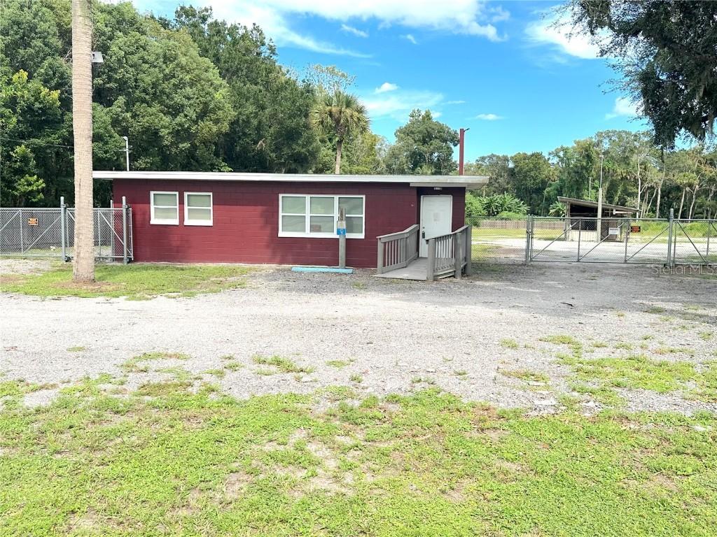 251 S Us Highway 1, Oak Hill, FL 32759