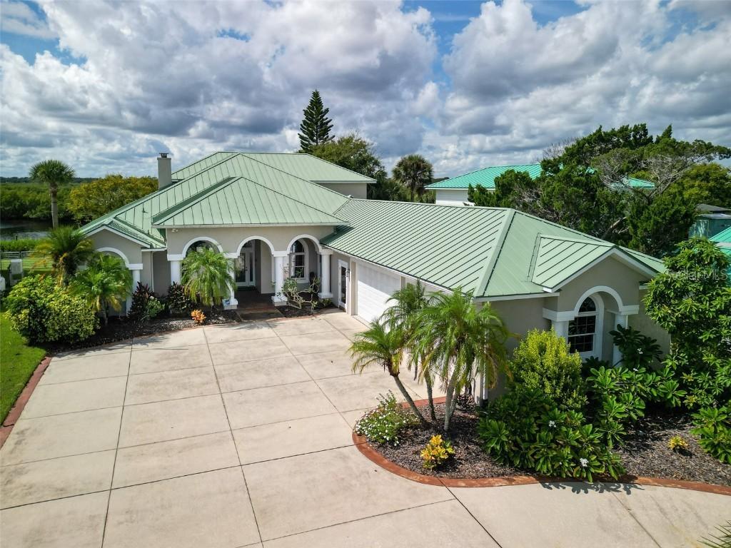45 Cunningham Dr., New Smyrna Beach, FL 32168
