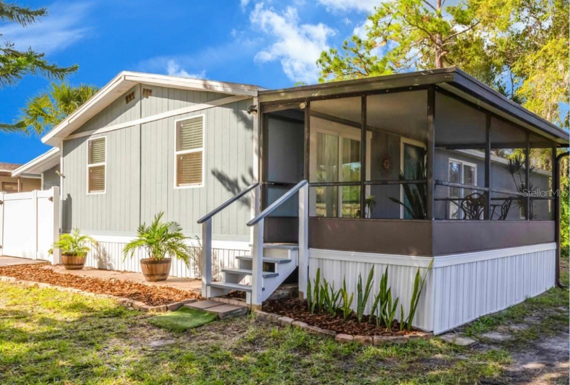 541 Mill Run Dr., New Smyrna Beach, FL 32168