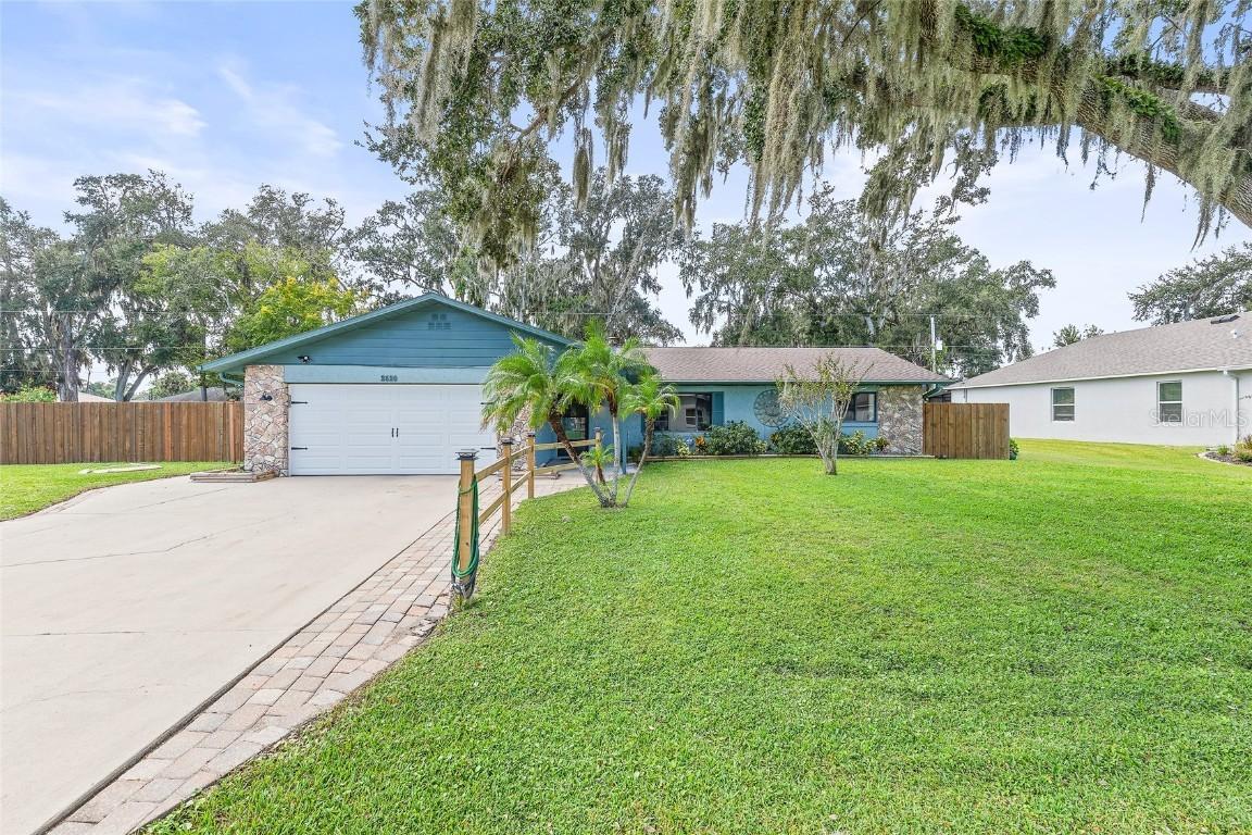 2520 Queen Palm Dr., Edgewater, FL 32141