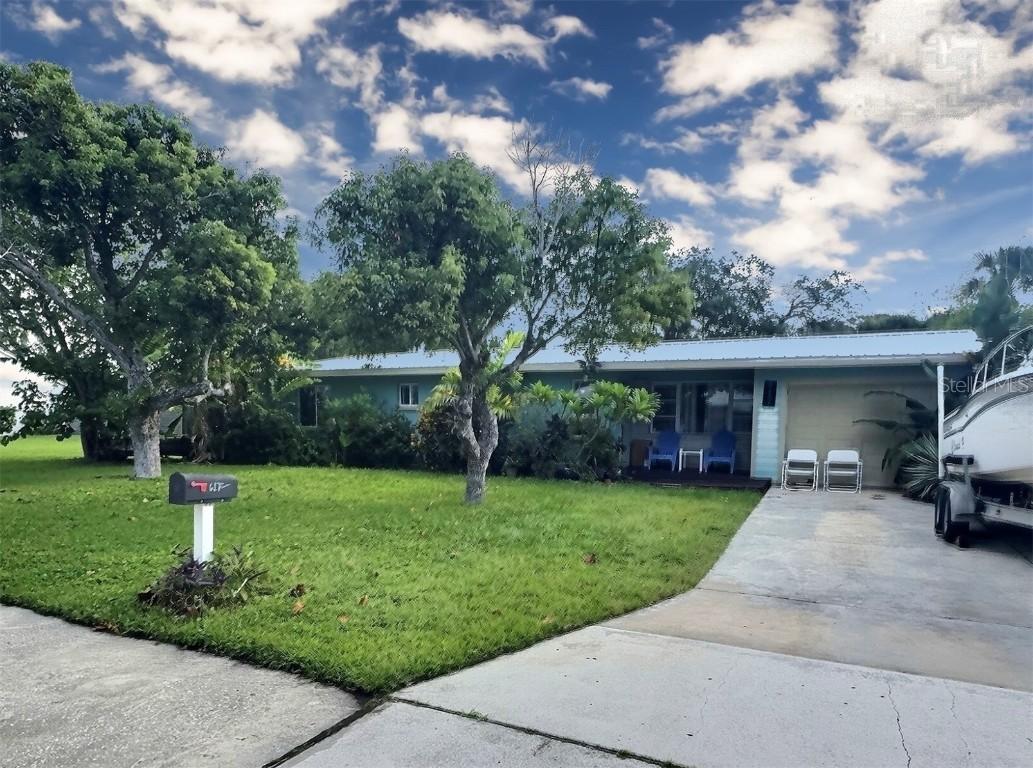 617 Goodwin Ave., New Smyrna Beach, FL 32169