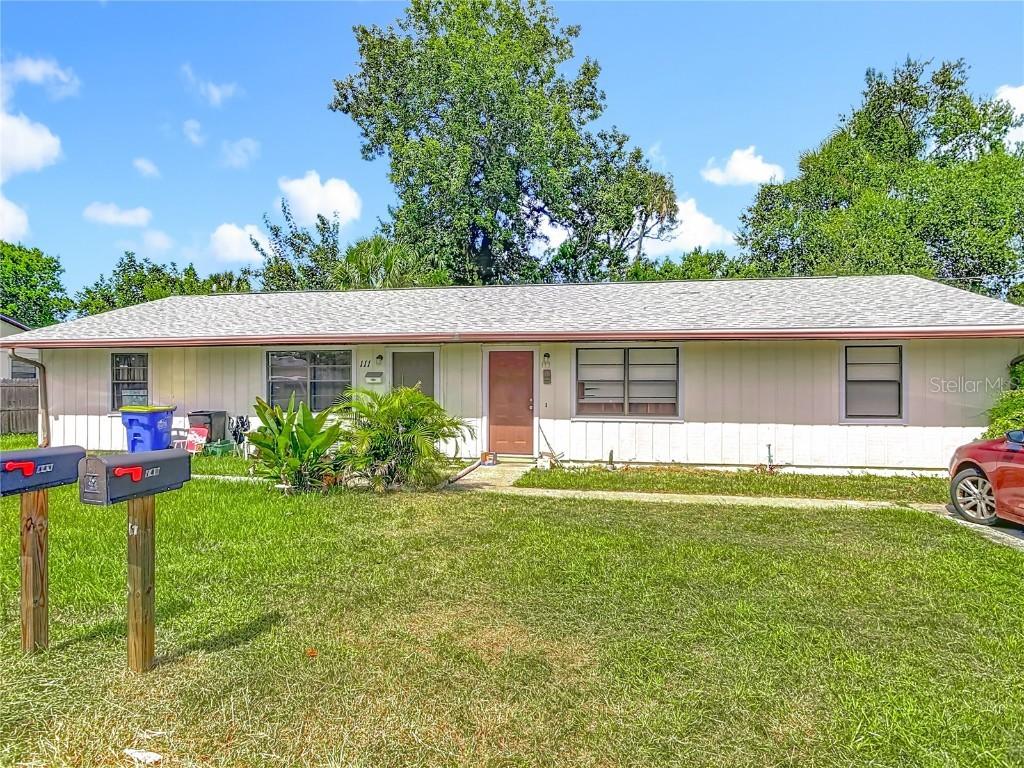 111-113 Wolfs Driftwood Cir., Edgewater, FL 32132
