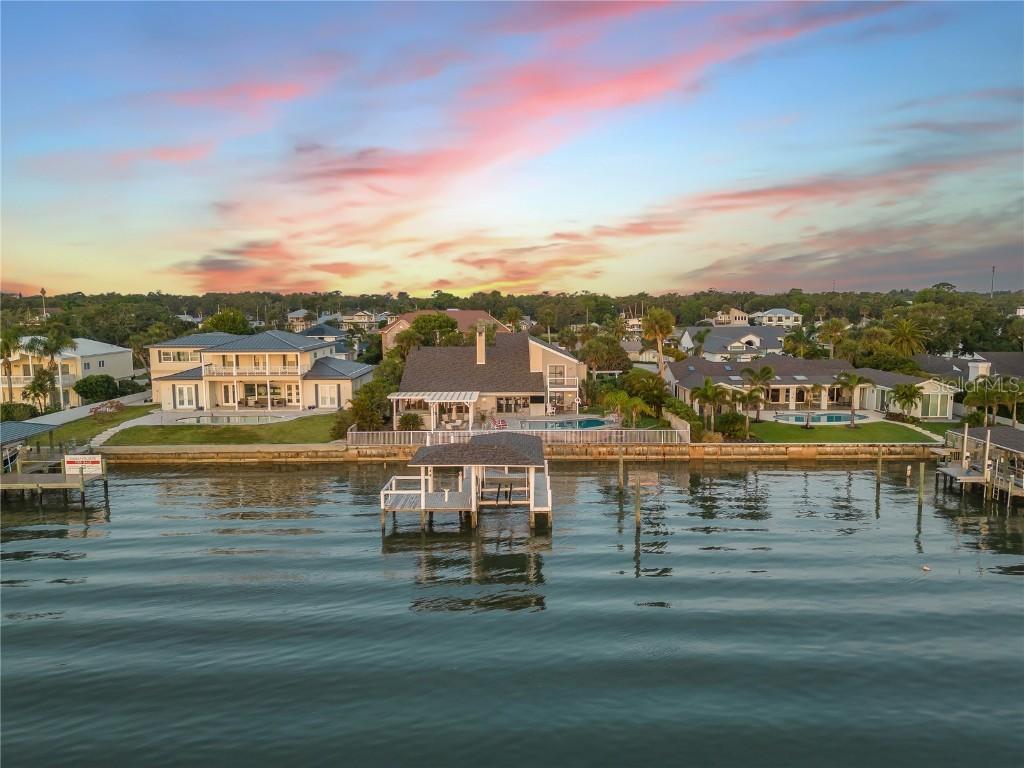1219 Commodore Dr., New Smyrna Beach, FL 32168
