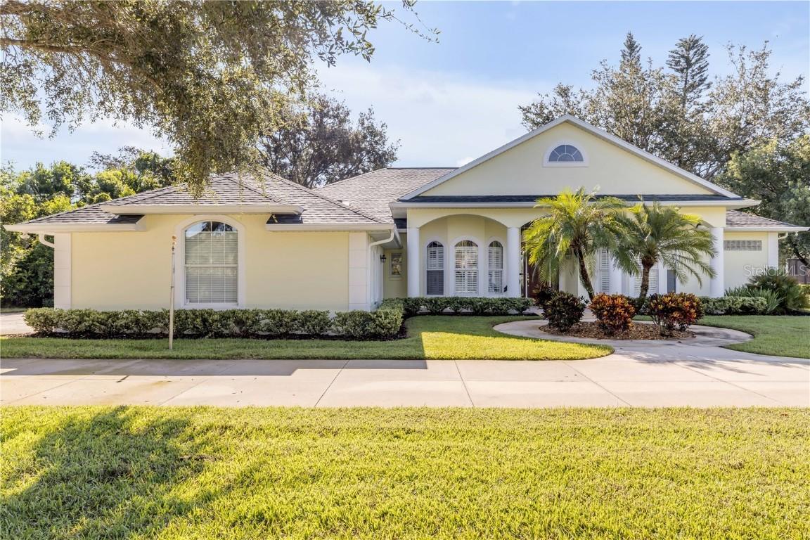 906 Arrowroot Ct., New Smyrna Beach, FL 32168