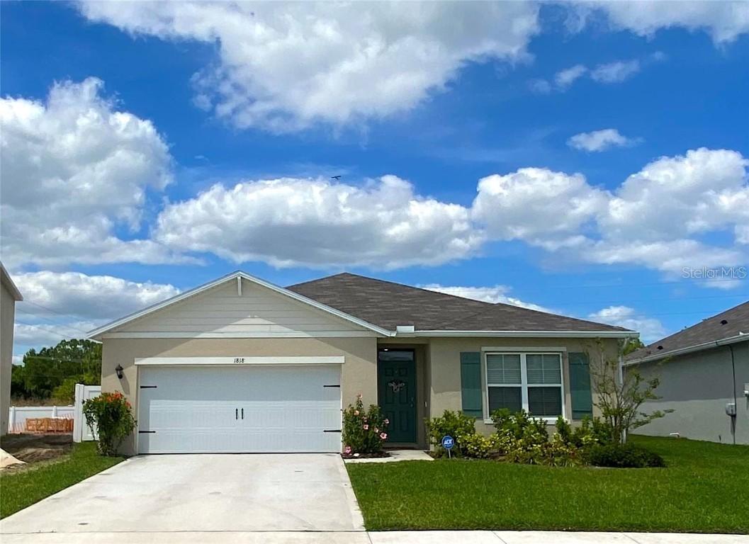 1818 Myrtlebrooke Dr., Edgewater, FL 32141