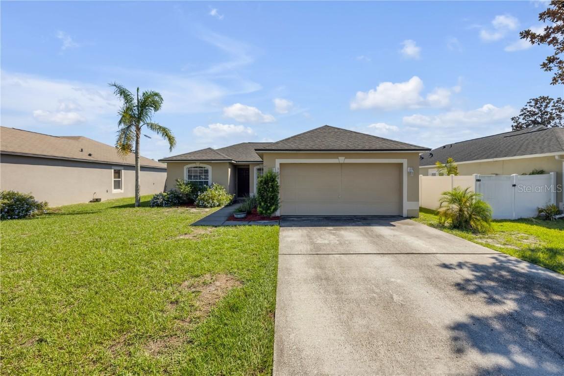 3439 Arabesque Dr., Deland, FL 32724