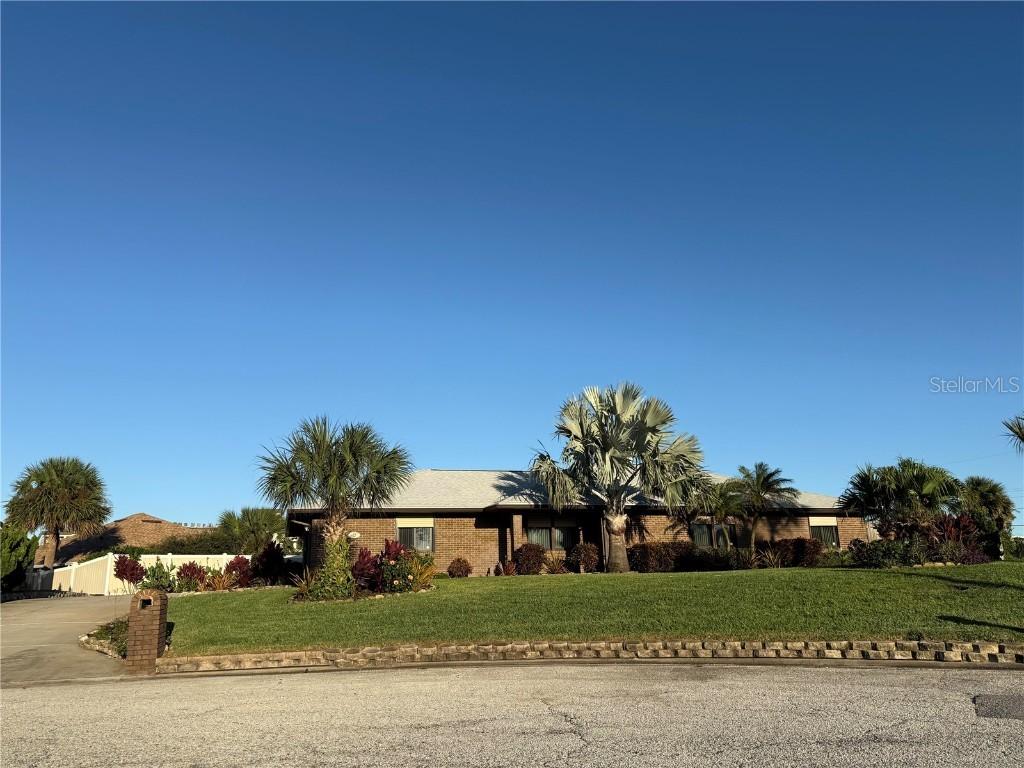 22 Upper Cay Dr., Ormond Beach, FL 32176