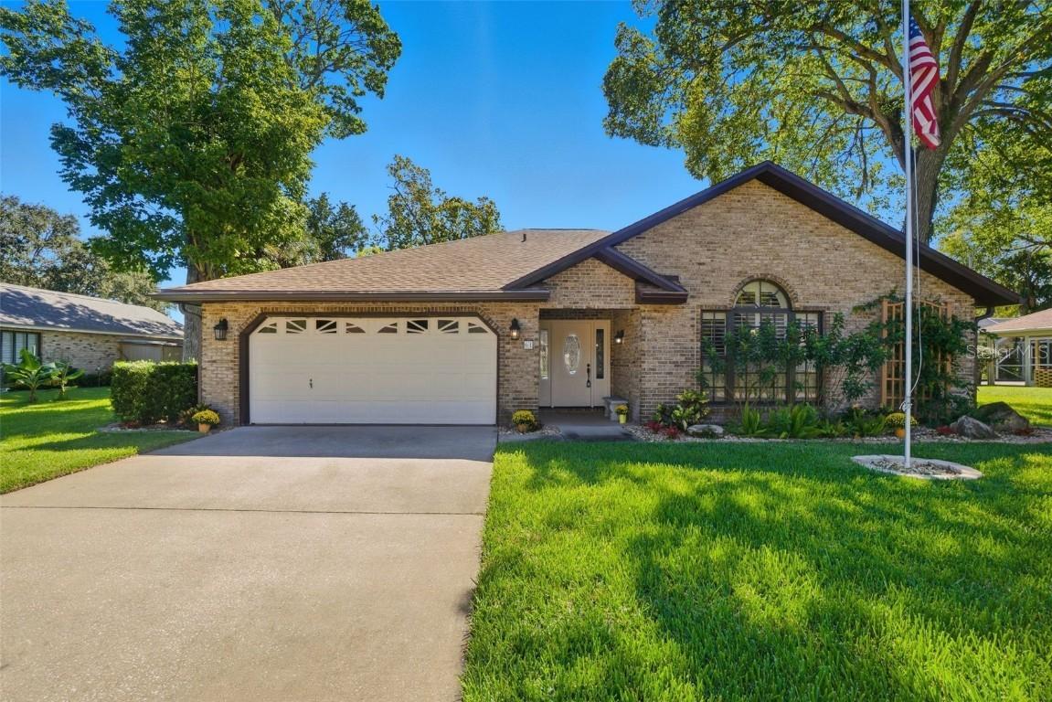 61 Bryan Cave Rd., South Daytona, FL 32119