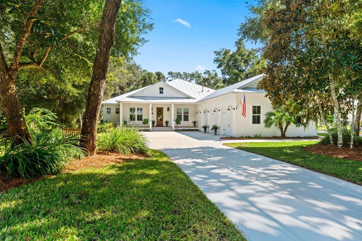 431 Gleneagles Dr., New Smyrna Beach, FL 32169