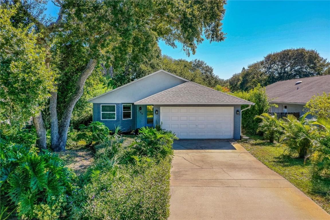 799 E 22nd Ave., New Smyrna Beach, FL 32169