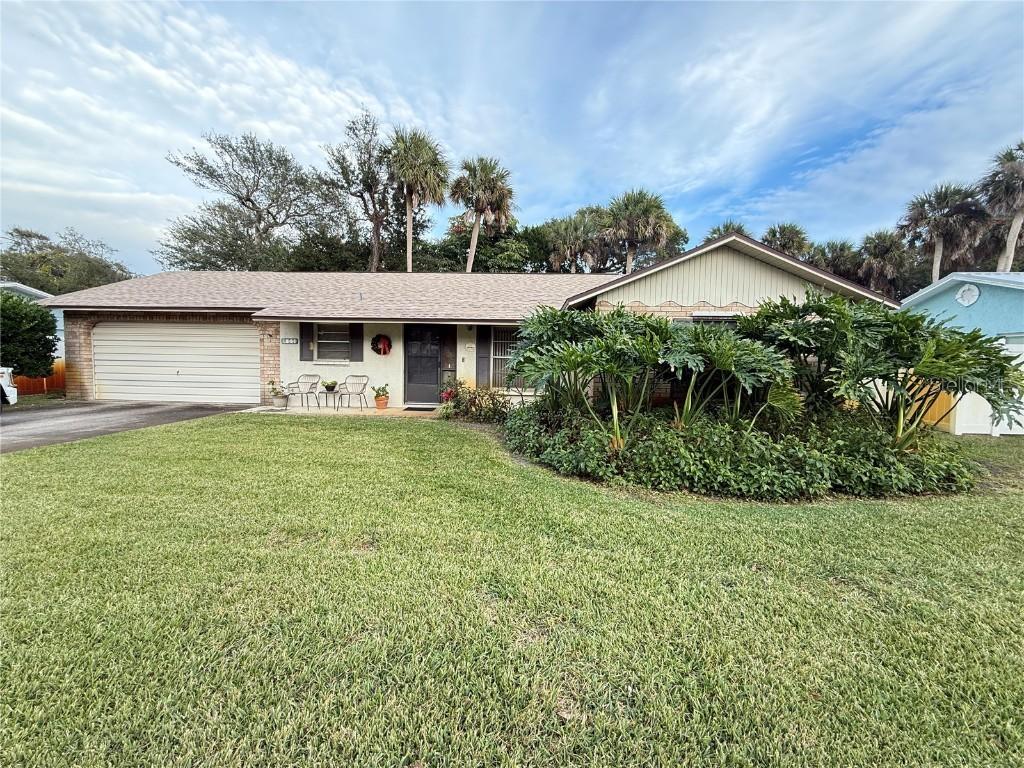 805 S Cooper St., New Smyrna Beach, FL 32169