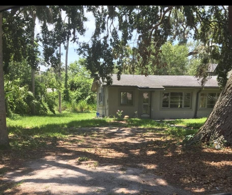 226 Wildwood Ave., Edgewater, FL 32132