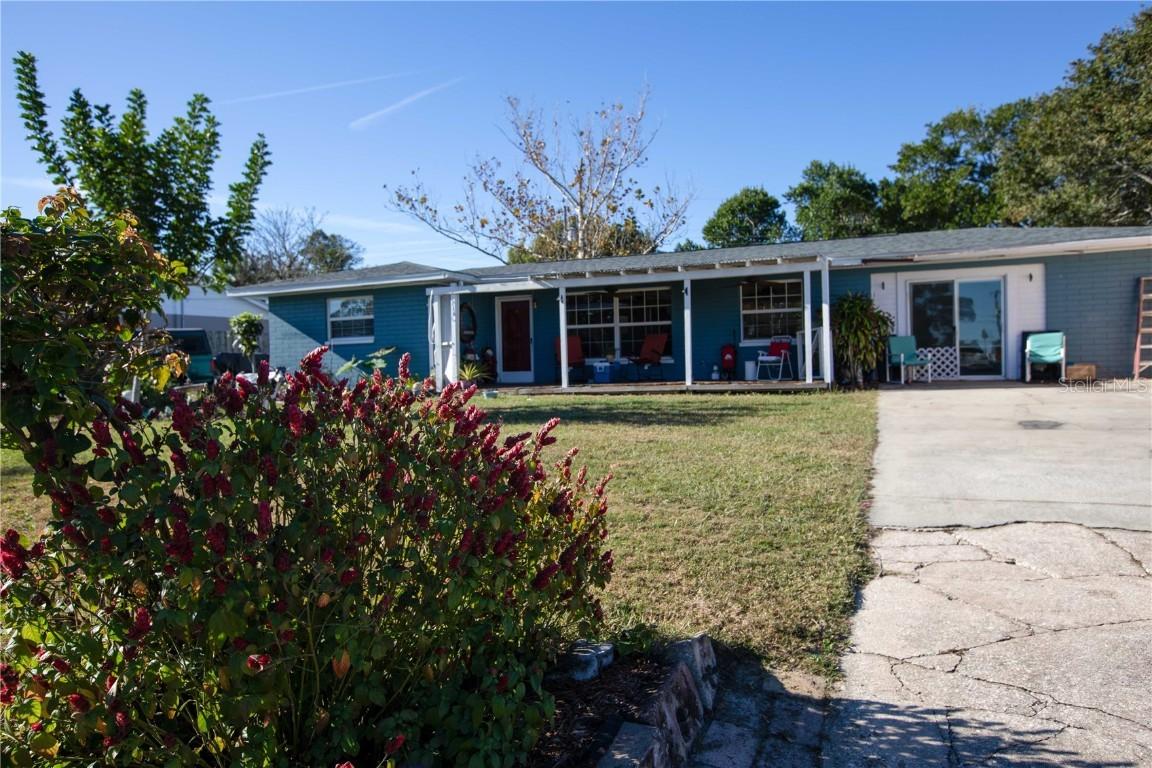 116 Silver Cir., Edgewater, FL 32141