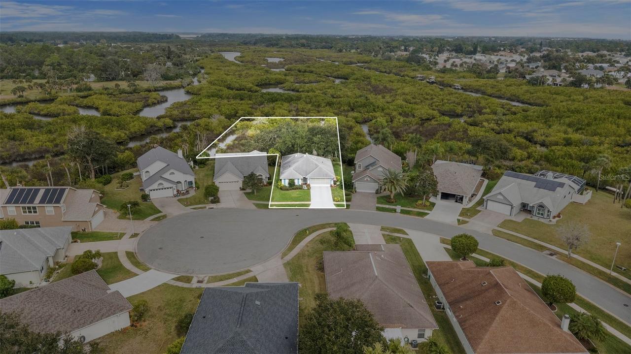 1363 Wayne Ave., New Smyrna Beach, FL 32168