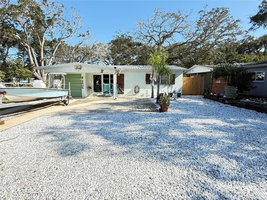 2805 Saxon Dr., New Smyrna Beach, FL 32169